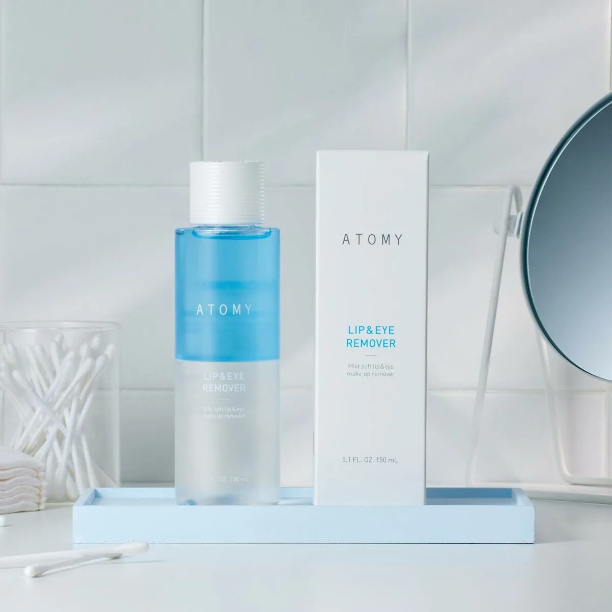 Атоми Двухфазное средство для снятия макияжа фото в быту